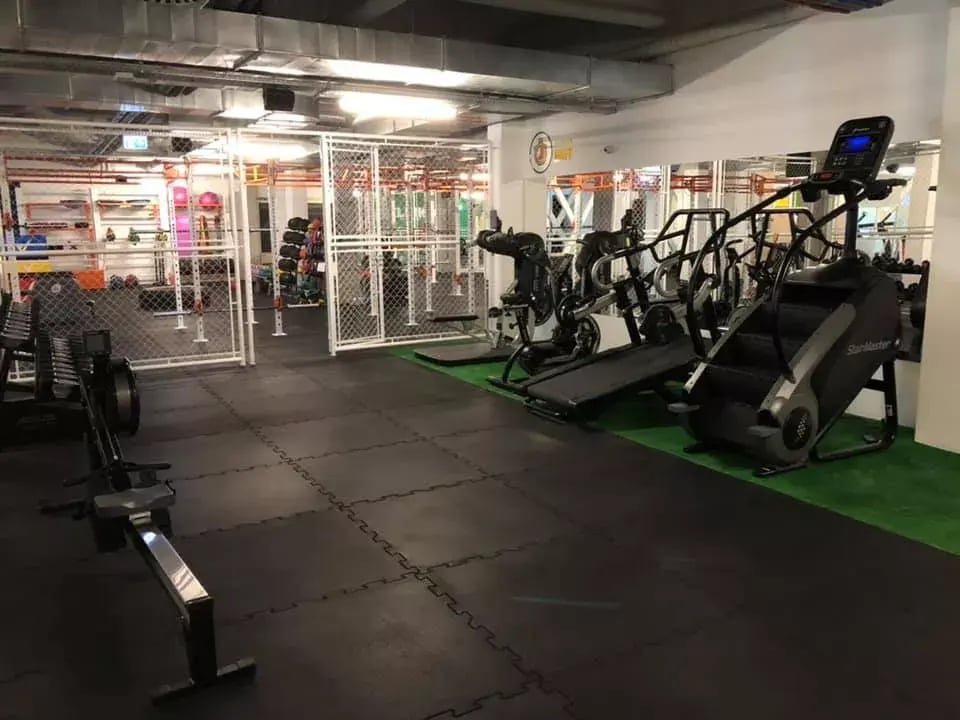 15-Group-Smart-Gym-StairMaster